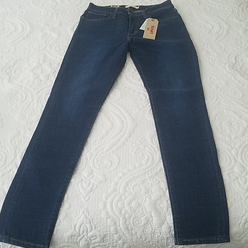 Brand New Blue Levi's Jean's